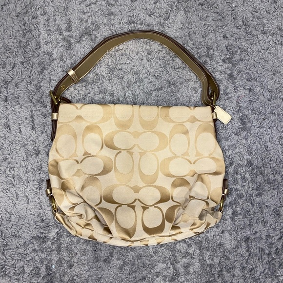 Coach Handbags - Coach purse